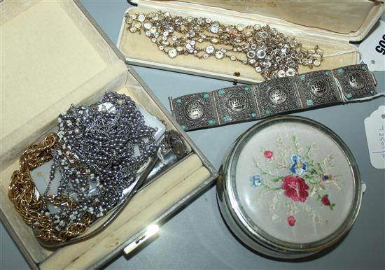 Engraved silver bangle and a small collection of silver and costume jewellery